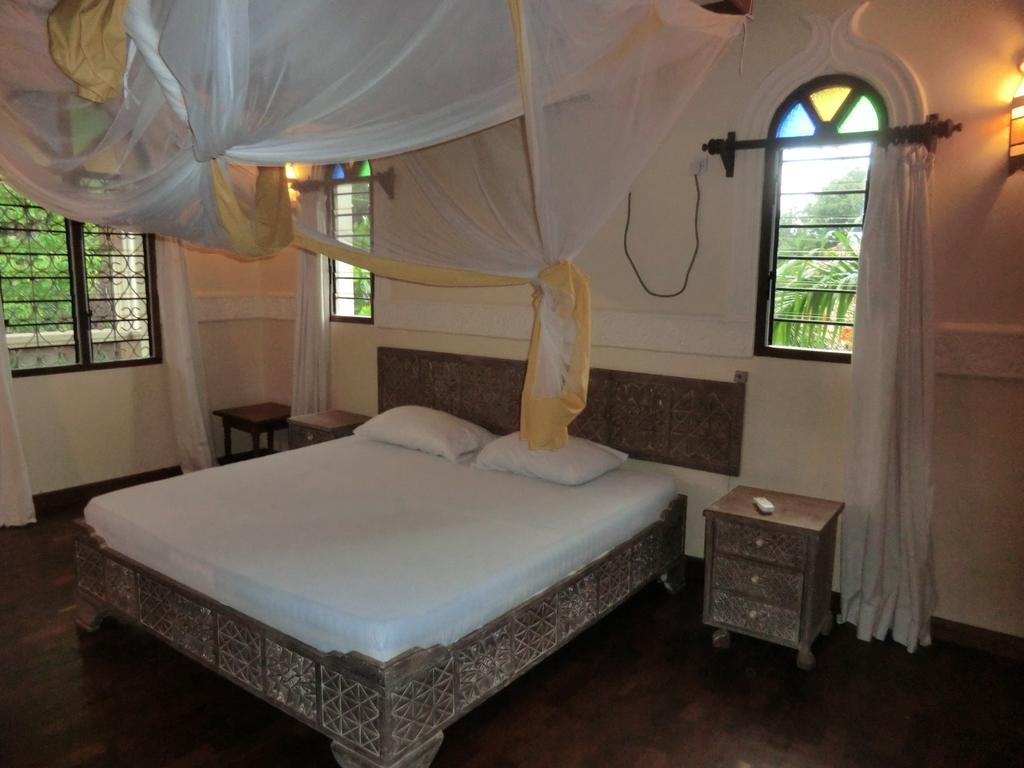 Villa Lamuhouse Diani Beach Værelse billede